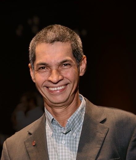 Dr. Ramiro Taribio