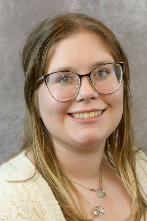 Headshot of Tiffany Dull-Huttis