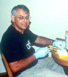 Dr. Thomas Ksiazek