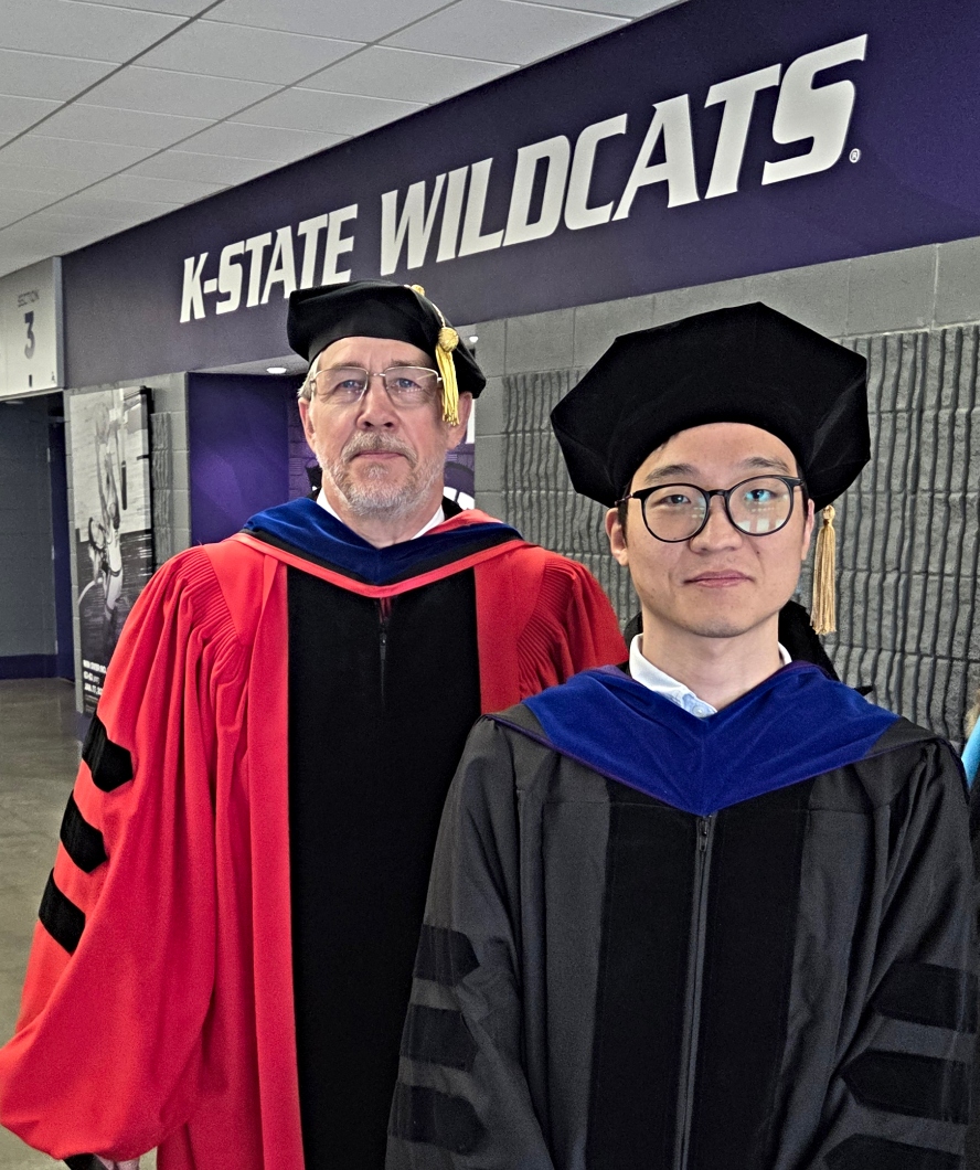 Graduate student Dongoh Lee with faculty mentor Dr. Bruce Schultz