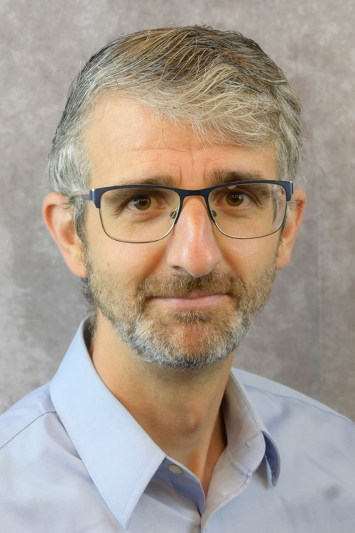 Headshot of Jeff Comer