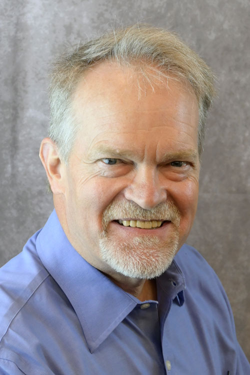 Headshot of Dr. Robert Larson.