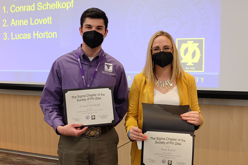 Applied/Clinical Science Large Animal Awards - Conrad Schelkopf and Anne Lovett