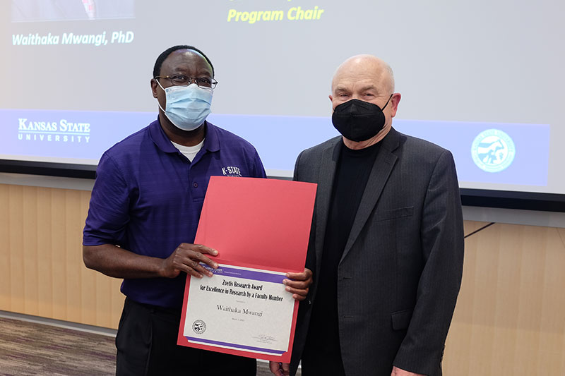 Zoetis Research Award, Drs. Waithaka Mwangi and Frank Blecha