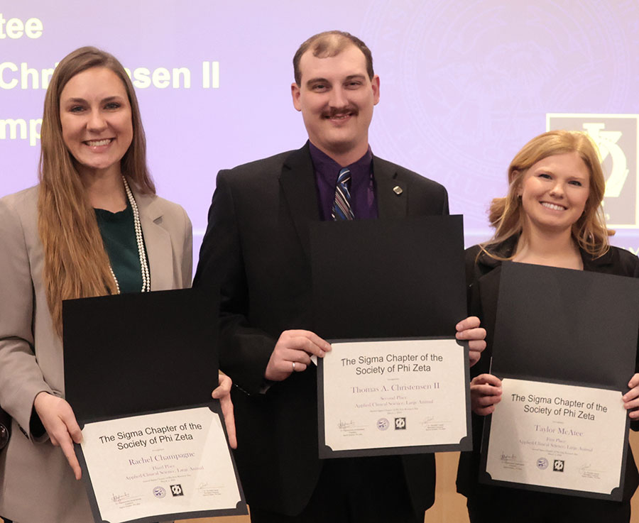 Applied/Clinical Science, Large Animals – Oral Presentations - Maria Lou, Paige Schmidt and Rachel Brown