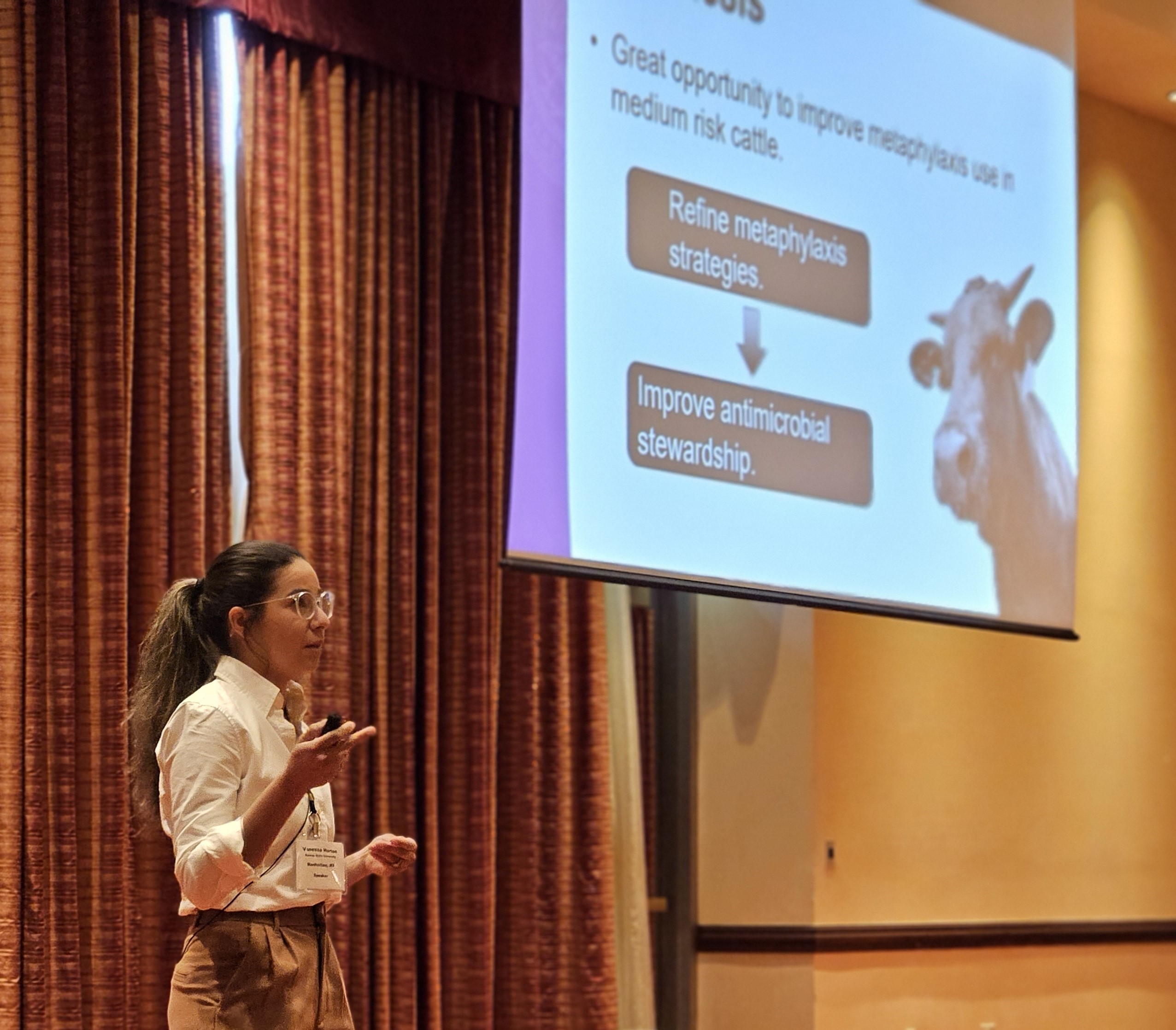 Drs. Vanessa Horton presents at AVC