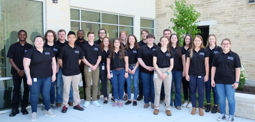 VRSP scholars at the 2021 poster session